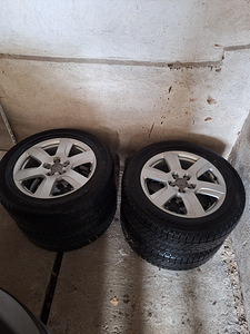 Originaalsed Audi veljed talverehvidega r17 (1 foto / 2)