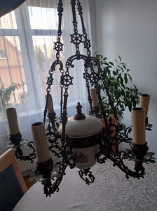 Suur antiikne portselaniga lühter (1 foto / 2)