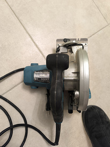MAKITA HS 6601 дисковая пила (3 фото из 3)