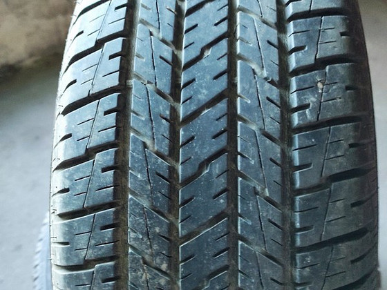 215/55r18