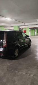 Mitsubishi grandis (4 լուսանկար / 15)