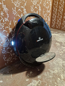 Моноколесо Inmotion V8 (1 фото из 2)