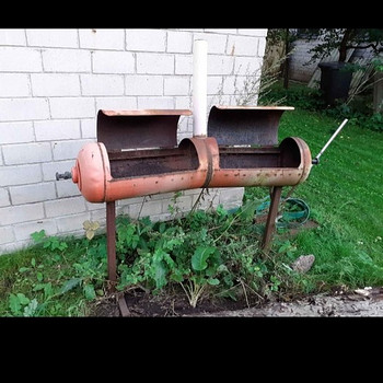 Isetehtud kahekohaline grill