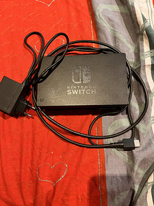 NINTENDO SWITCH (3 фото из 4)