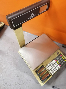 Продам весы (1 фото из 4)