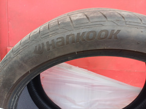 285/35/22 HANKOOK VENTUS S1 Evo3 (3 фото из 4)