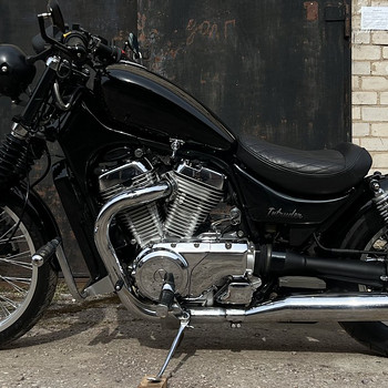 Suzuki vs600