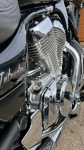 Suzuki vs600 (3 фото из 6)