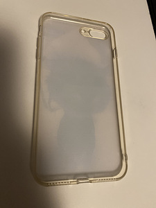 Продаются 2 чехла для телефона iPhone 8 Plus (4 фото из 4)