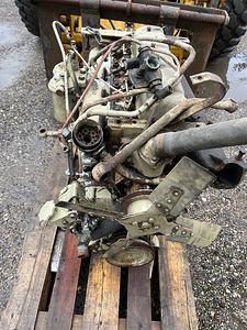 ZETOR 8011 63kw 4.6l (5 foto / 6)