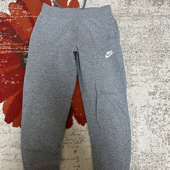 Спортивные штаны Nike