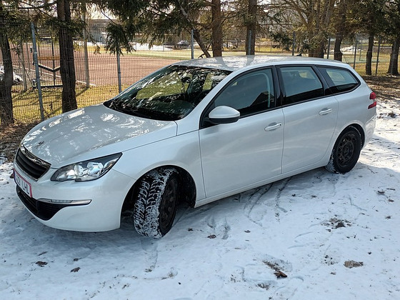 Peugeot 308 (регистрационный сбор включен в цену)