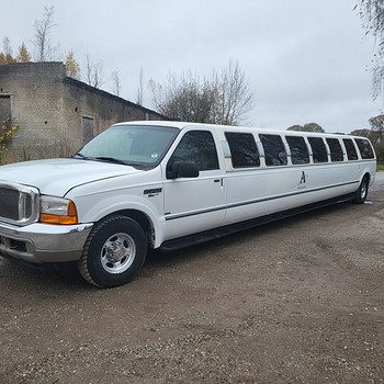 FORD EXCURSION SUPER STRETCH LIMOUSINE