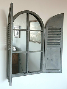 Зеркала (9 фото из 10)