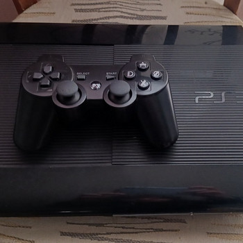 PS3 PlayStation 3 + pult ja plaadid