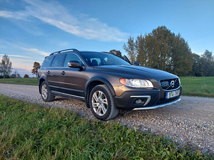 XC70 Summum T6 2014 (4 фото из 15)