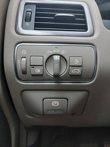 XC70 Summum T6 2014 (11 фото из 15)