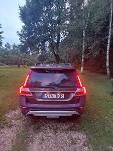 XC70 Summum T6 2014 (7 фото из 15)