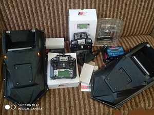 Tarbevarustuse paat GPS autopiloodiga (9 foto / 10)