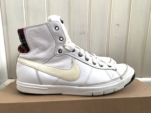 Кроссовки Nike, кожаные р.36 (1 фото из 5)