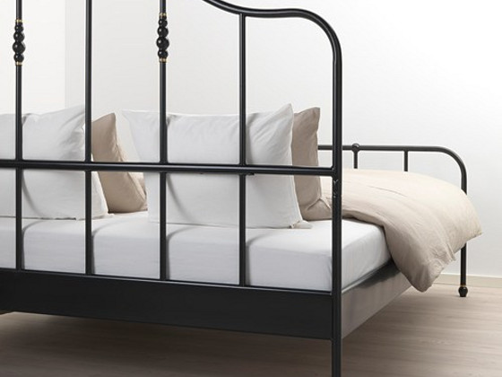 Кровать Ikea Sagstua