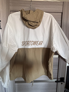 Nike tuulejope, uus, originaal (2 foto / 3)