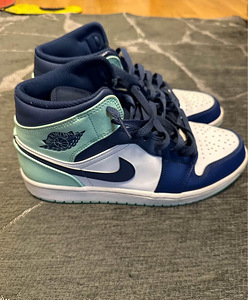 Air Jordan (1 фото из 2)