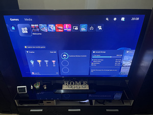 Телевизор LG 65" (1 фото из 4)