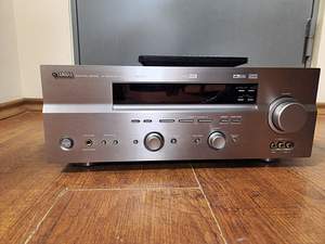 Yamaha RX-V550 Audio Video Receiver (1 фото из 3)
