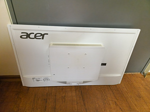 Acer EB321HQU Cbidpx 31.5" WQHD (2560 x 1440) IPS монитор (2 фото из 3)