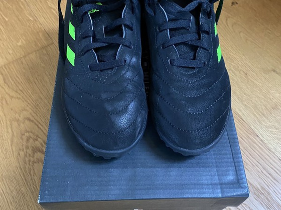 Adidas jalka välibuutsad 38 nr
