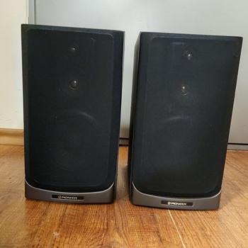 Pioneer kõlarid