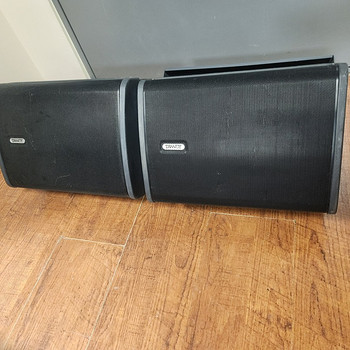Tannoy Active PA Speaker sisse kui välis ruumi.