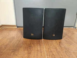 Sise ja väliskõlarid TOA ELECTRONICS BS-1030B (1 foto / 3)