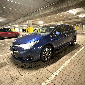 Toyota Avensis 1.8 108kW lpg + bensiin