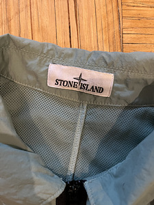 Stone Island (3 фото из 4)