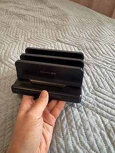 Vertical Laptop Stand (2 фото из 2)