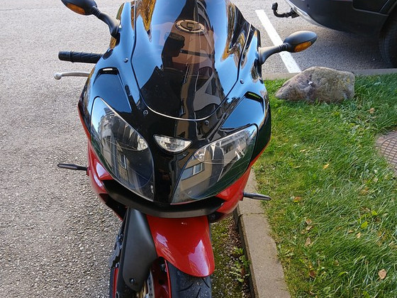 Продается kawasaki zx-9R