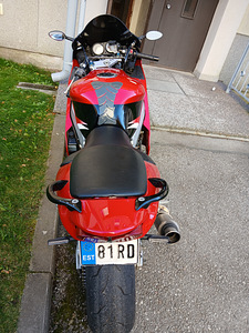 Продается kawasaki zx-9R (2 фото из 8)
