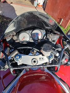 Продается kawasaki zx-9R (5 фото из 8)