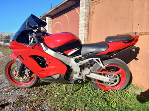 Продается kawasaki zx-9R (7 фото из 8)