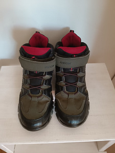 Geox размер 34 (1 фото из 3)