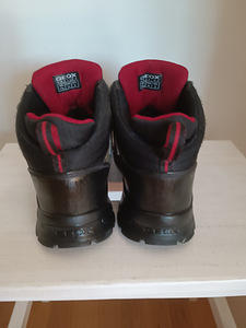 Geox размер 34 (3 фото из 3)