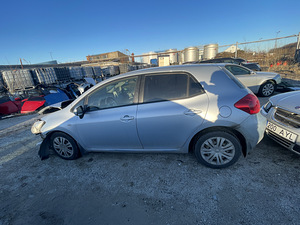 TOYOTA AURIS 1,4 D4D, VARUOSAD (6 foto / 10)