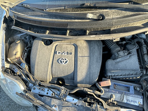 TOYOTA AURIS 1,4 D4D, VARUOSAD (8 foto / 10)