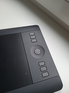 Wacom Intuos Pro S PTH-451 (графический планшет) (2 фото из 5)