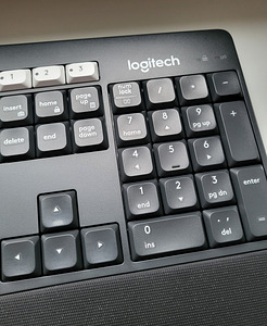 Logitech MK850 – Juhtmevaba klaviatuuri ja hiire komplekt (4 foto / 8)