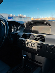 BMW E60 (14 foto / 15)