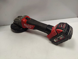 Акумуляторная болгарка Milwaukee M18 CAG125X + AKБ (3 фото из 5)