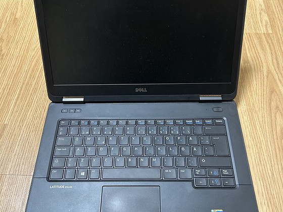 Dell Latitude E5440 (i5-4310U/8GB оперативной памяти/120GB SSD/клавиатура